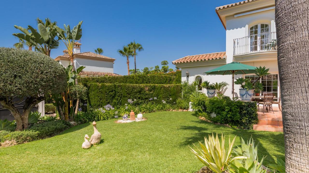 Villa Golden Mile Close To